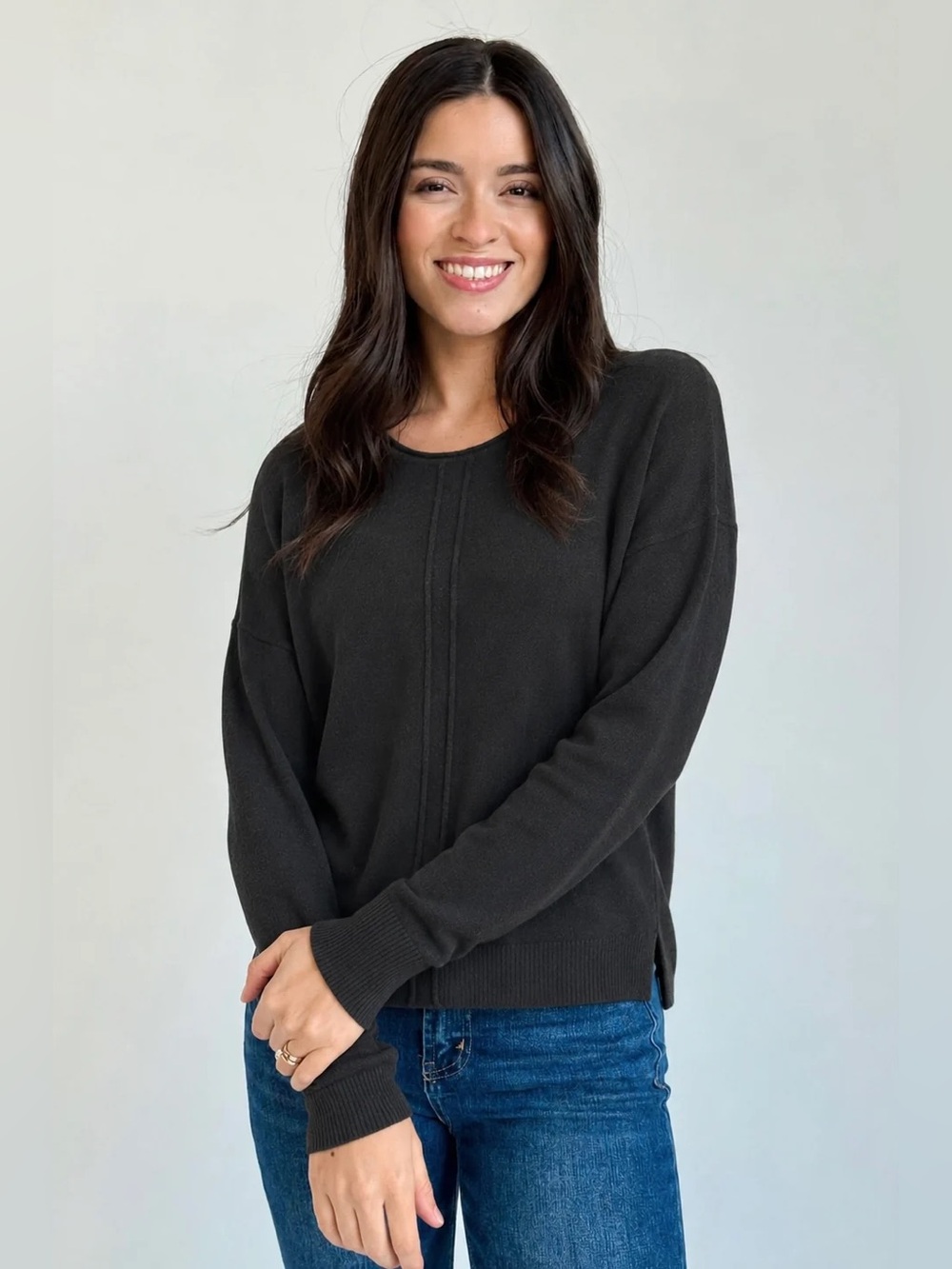 Zenana Outfitters Black Crewneck Pullover Sweater